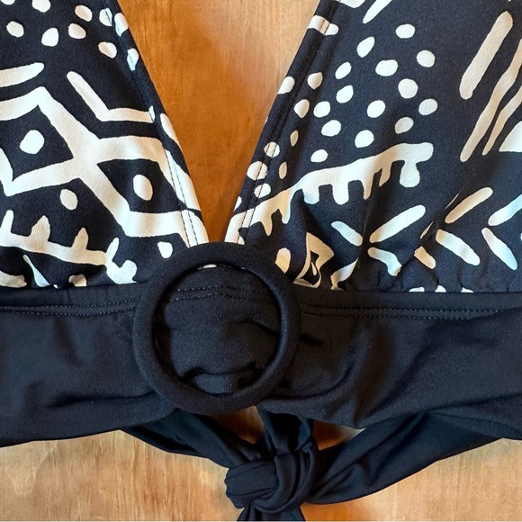 La Blanca Bikini Halter Black and White Tie Swimsuit Top - Picture 4 of 10